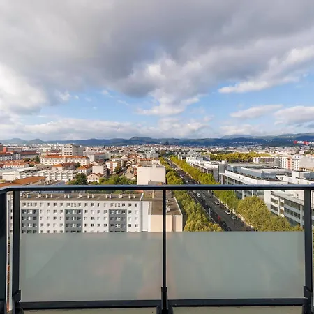 Student Factory Republique *