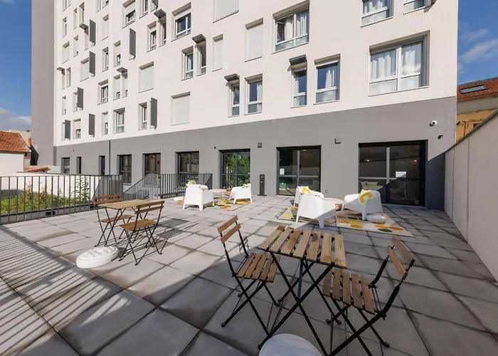 Student Factory Republique Apartment *