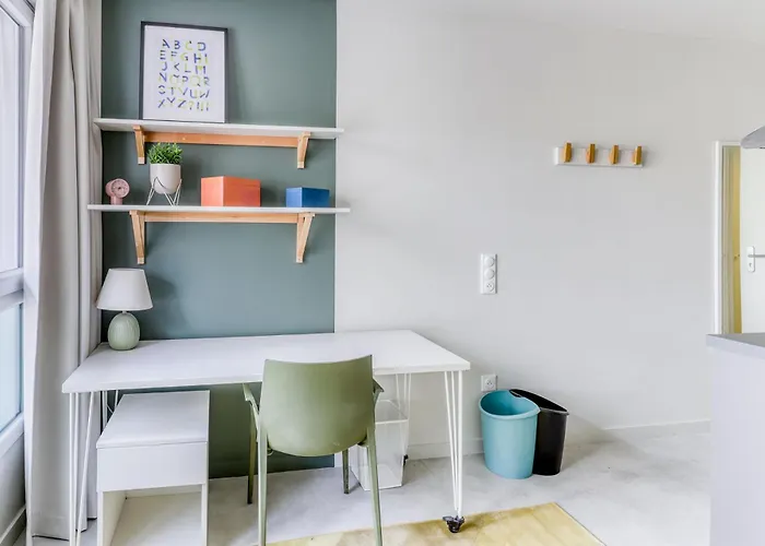 Student Factory Republique Apartment *